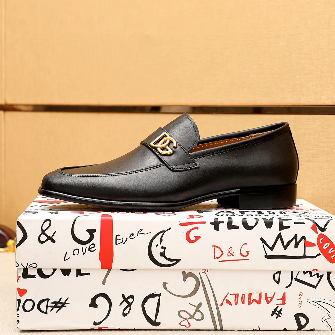 Men's clothing and shoes 💰460 💐DG top quality🔍🔍Men's new leather shoes🚹Sold simultaneously at counters⚠The uppers are imported open-edge beaded cowhide leather uppers from Italy, fully imported cowhide leather lining + classic hardware buckles, completely 1⃣️to 1⃣️reproduction🇮🇹💪💪, ⚠ Sole: The original sole is specially provided by the original factory. The exclusive movable molded sole is super comfortable. ⚠The original factory follows the order, 🔍🔍high quality, you can enter and exit the counter at will, welcome to compare⚠Size: 38-44 (45.46🉑️Customized)